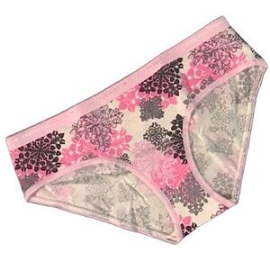 Victoria’s Secret Cotton Hiphugger Panty in Pink Snowflake Sparkle Print, Medium